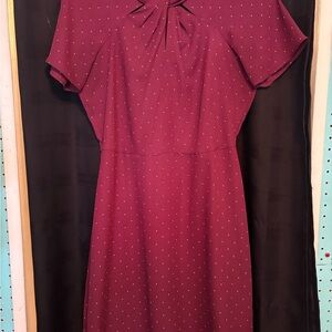 Elegant Burgundy Dress with Bow Detail